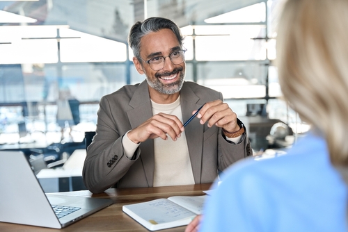 Cliente tipo de abogados de ley de segunda oportunidad