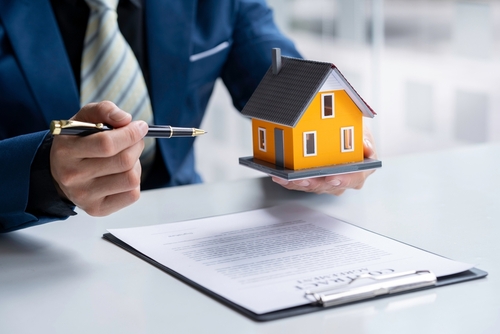 Contrato con vencimiento anticipado